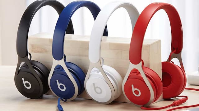Turn to the best wireless headphones at Machines!