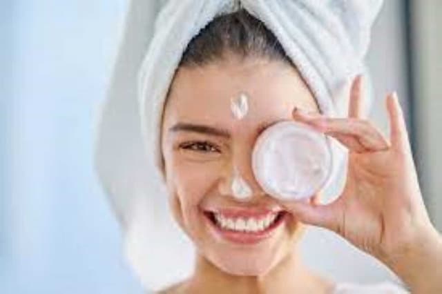 SaSa Malaysia Outlet – From skincare to electronic equipment, they have got it all