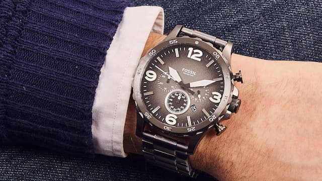 Dapatkan Jam Tangan Fossil untuk menambah nilai pada penampilan anda