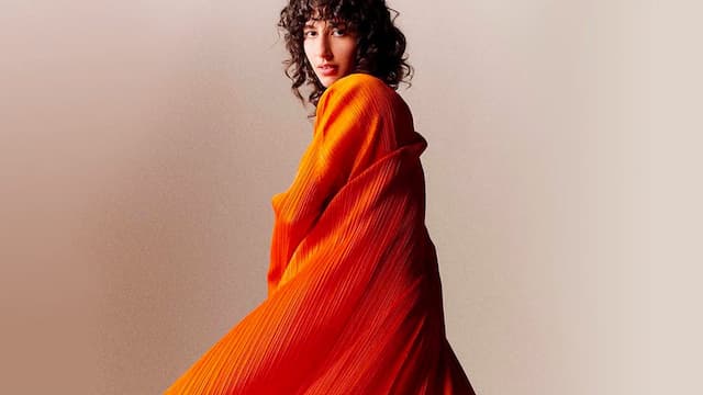 How to Rock A Colour-blocked Outfit