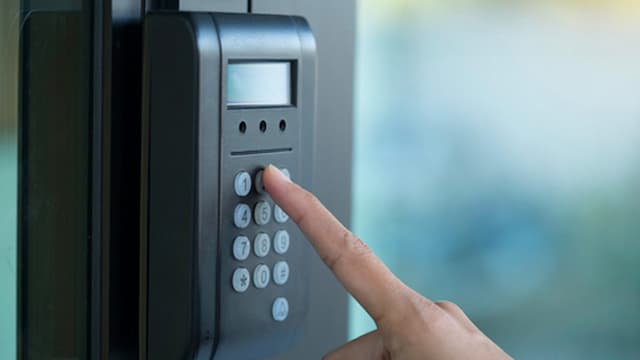 DGS Solutions – Your Comprehensive Security Manager