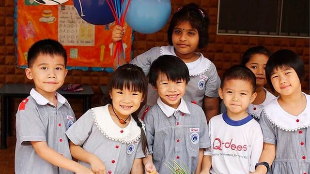 Q-dees- Inspiring Children’s Knowledge and Enhancing Logical Thinking
