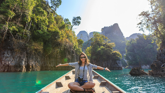 Agoda vs. Traditional Bookings: Which Saves You More on Your Stay?