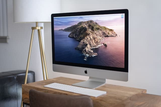 Apple iMac sedang menunggu anda di Machines Malaysia!